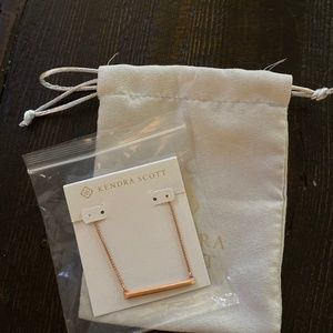 Kendra Scott Kelsey Necklace Rose Gold